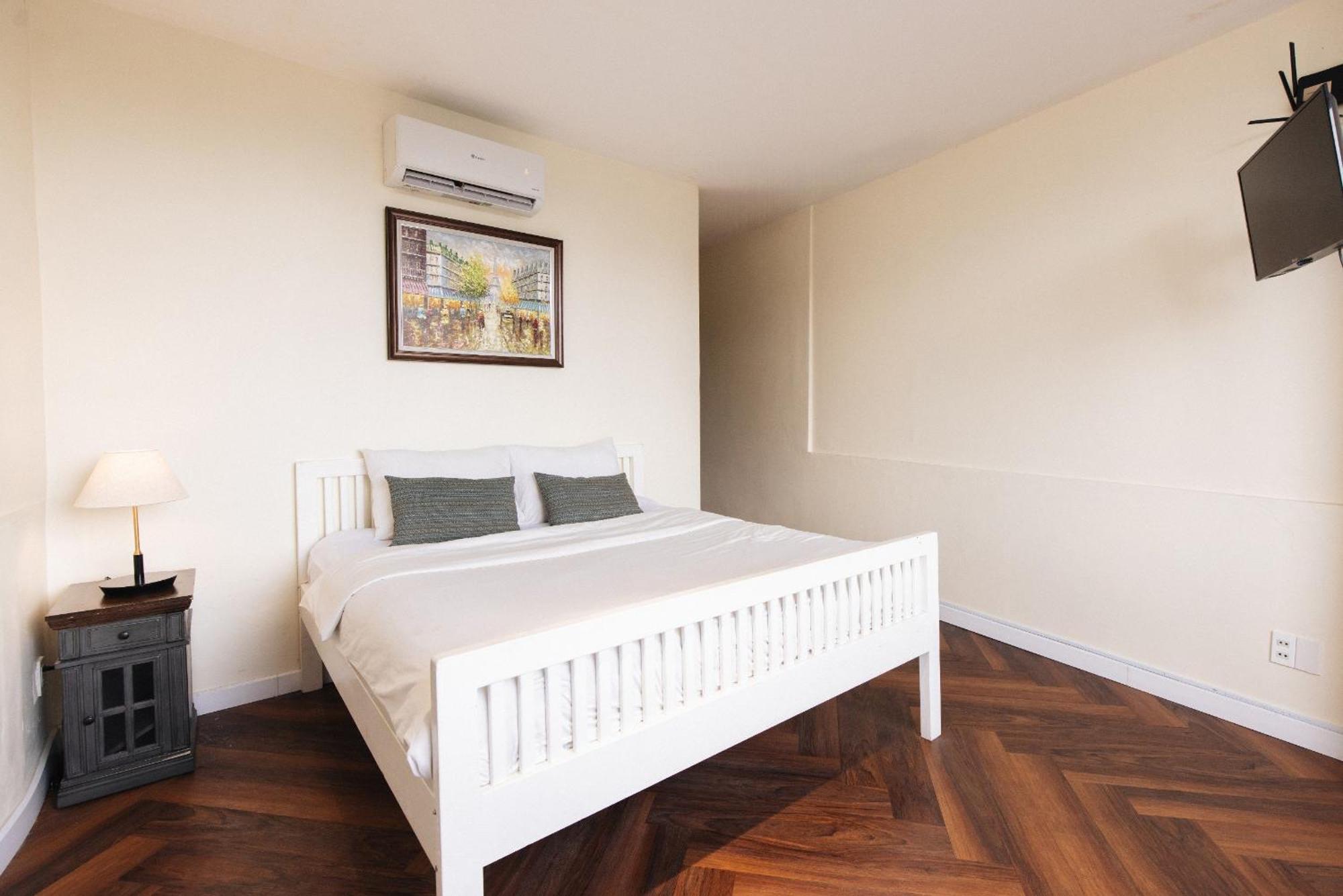 9 Hostel And Suites 胡志明市 外观 照片